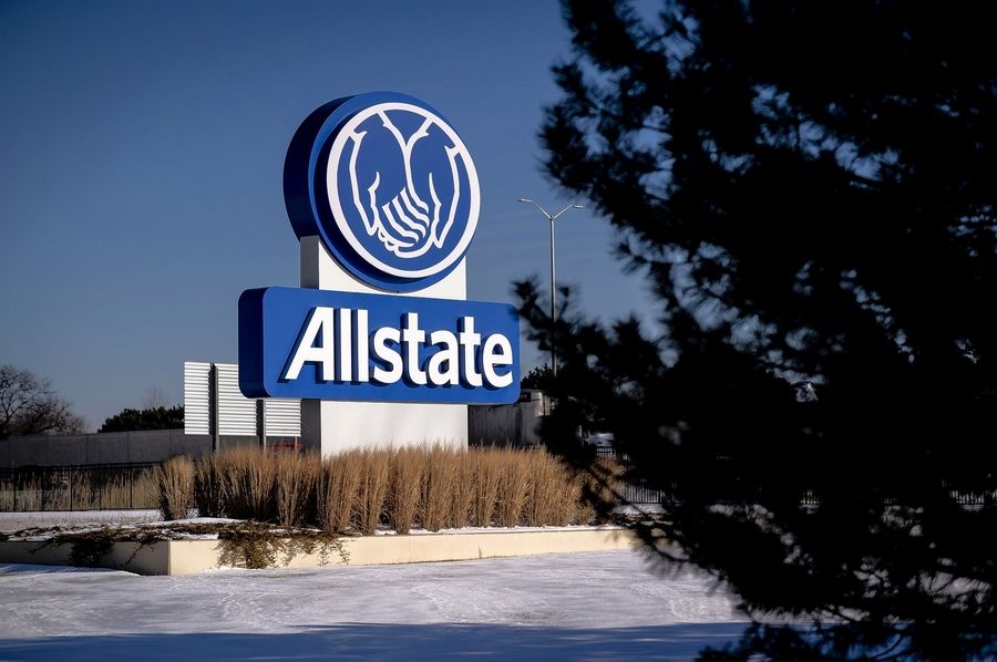 As Allstate Corp. prepares to sell its longtime corporate campus in Northfield Township, the company has purchased a downtown Chicago office building where it could move its headquarters.